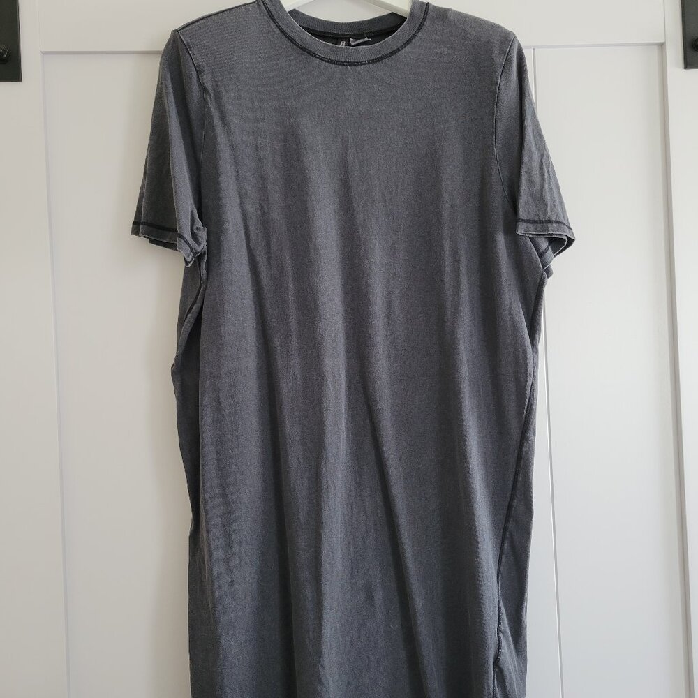 H&M Shoulder Pad T-Shirt Dress – Size M – 100% Cotton - Picture 2 of 5